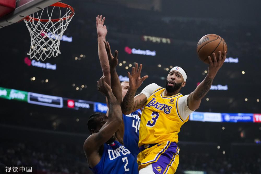 负担更多的 负担更多的