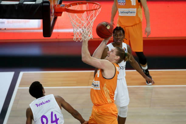 谢尔豪与芝 谢尔豪与芝